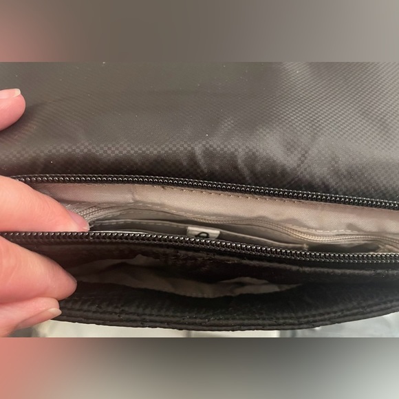 Flap Crossbody with Chain | Black w/ Silver Hardware - Picture 3 of 4